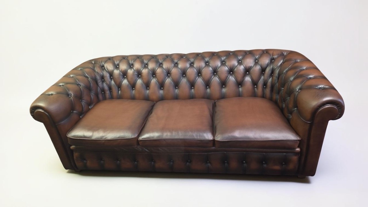 Chesterfield natūralios odos sofa