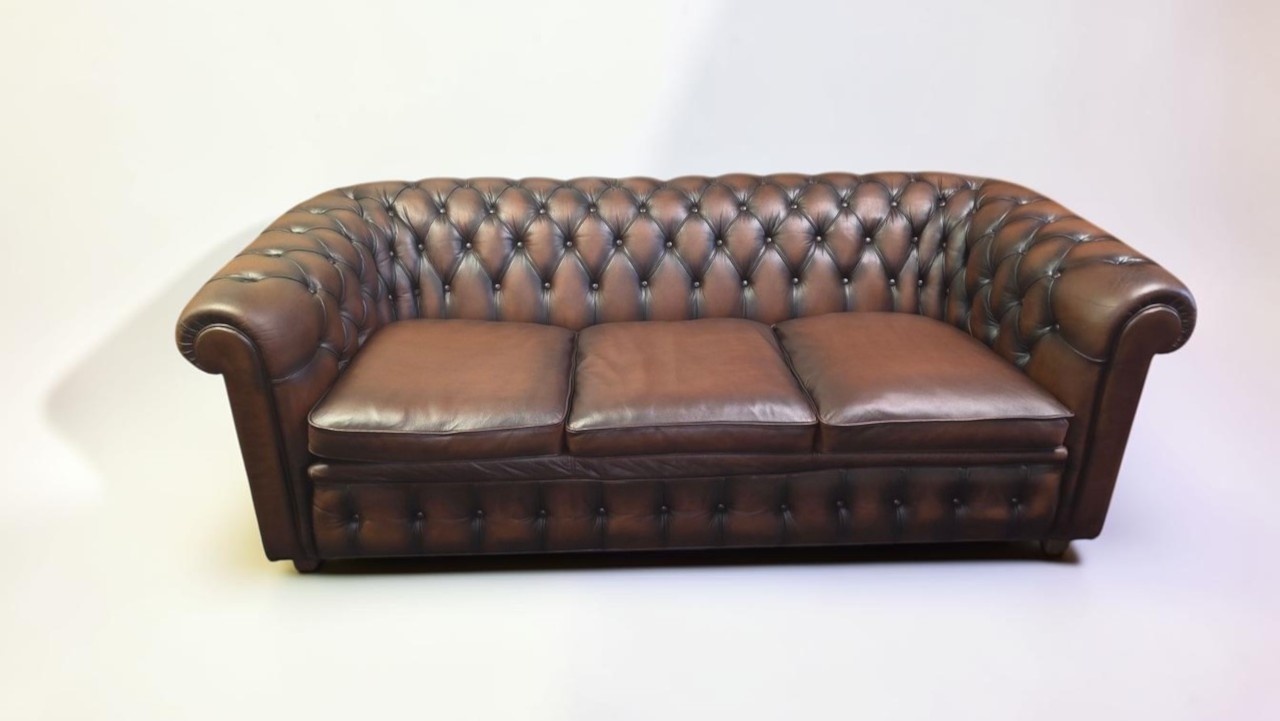 Chesterfield natūralios odos sofa